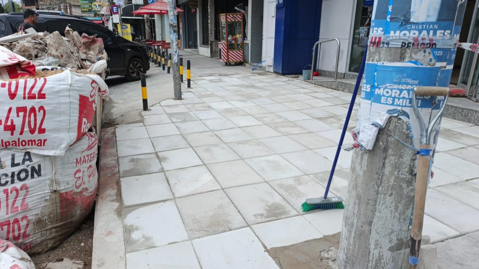 Acceso exterior recuperado en instalación corporativa